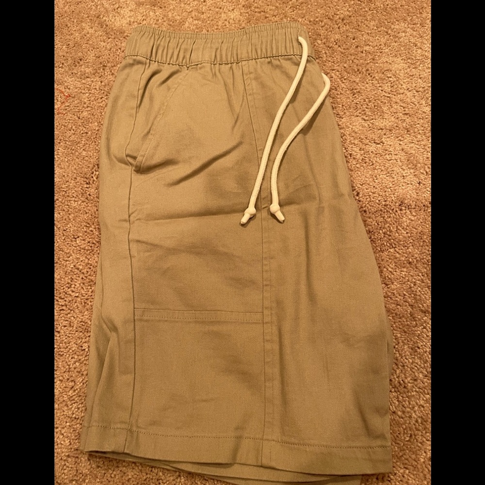 Like New Mens Sovereign Code Khaki Shorts Large